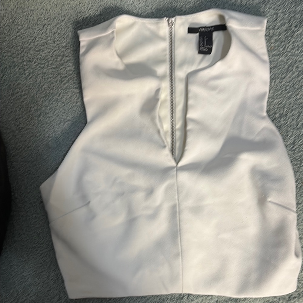 Forever 21 White Sleeveless Crop Tank Top